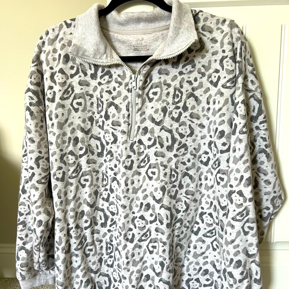 Aerie camo sweatshirt